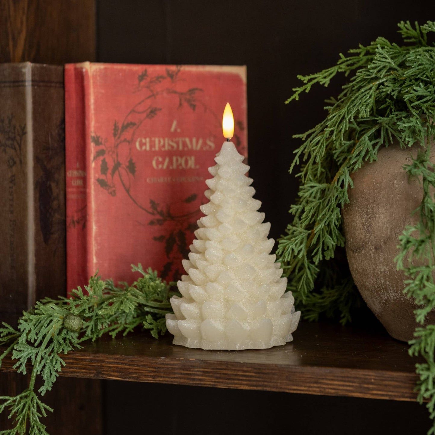 7" CREAM SHIMMER 3D FLAME BALSAM TREE CANDLE
