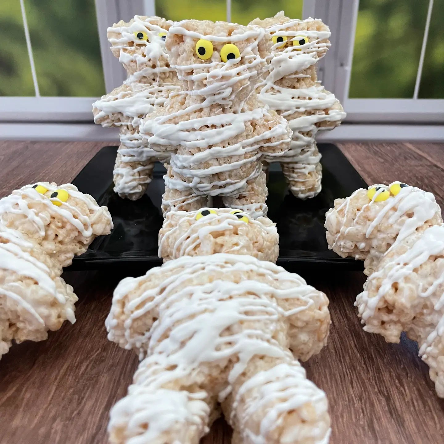 Halloween "Mummy" Bear Rice Crispie Treat