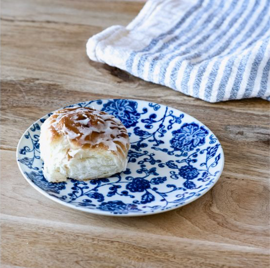 8" BLUE FLORAL PLATE