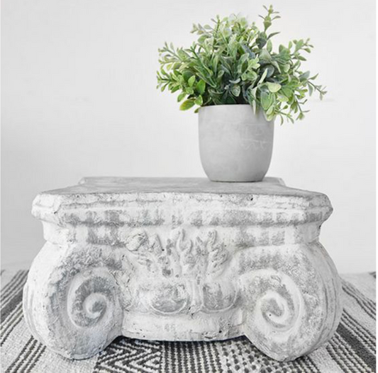 11" PEDESTAL OLD