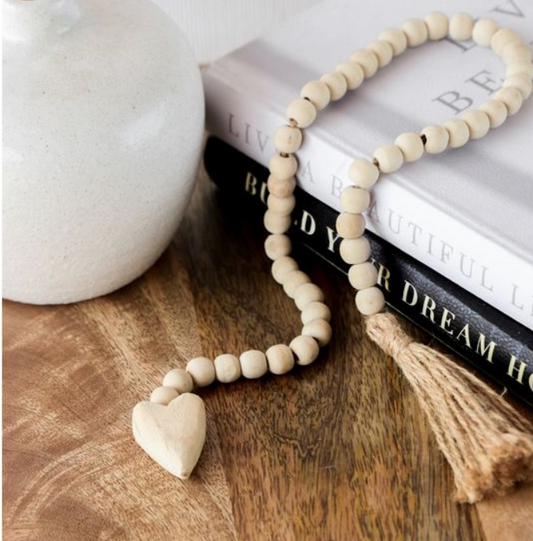 26" NAT. WOOD HEART GARLAND